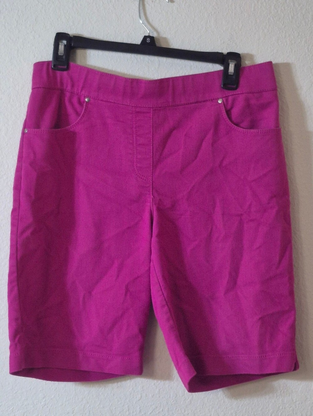Magenta Women’s Stretch  Shorts